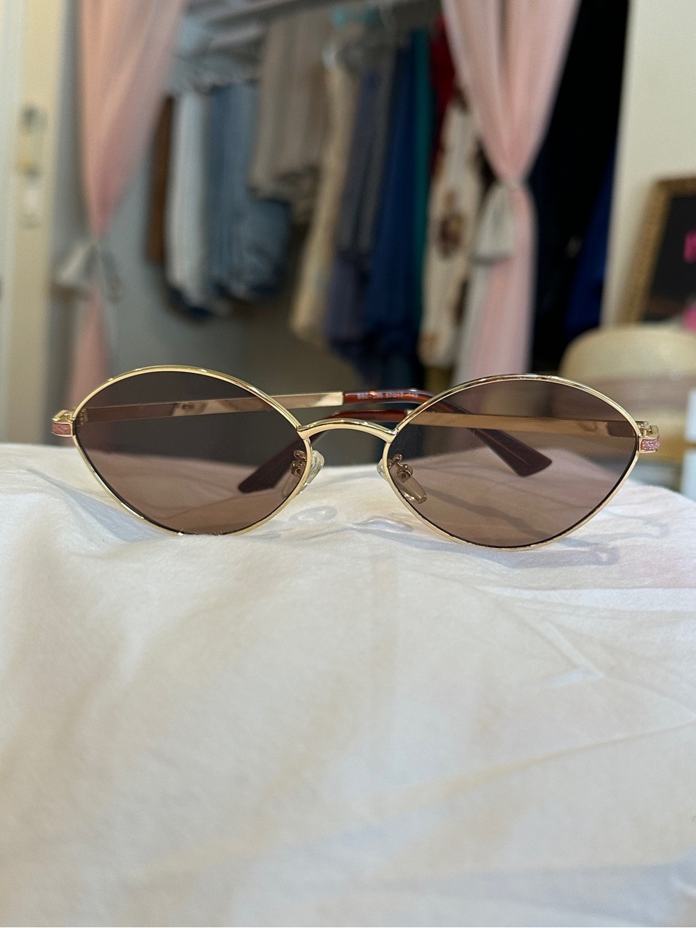 Gold Frame Sunglasses With Pink Sparkly Arms